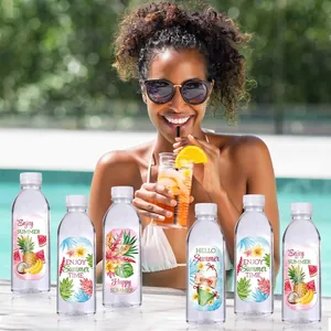 Hawaïaanse waterflesetiketten met tropisch fruit en ontwerpen voor zomerse zwembadfeesten