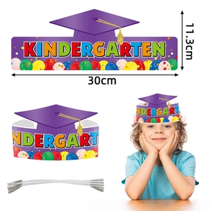Corona per laurea asilo in carta viola con motivi a palloncino e cinturino elastico
