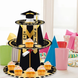 Alzatina per cupcake a 3 livelli nera e oro per laurea con topper a forma di tocco