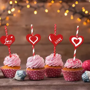 Décorations de paille coeur rouge pailleté avec texte Love pour fête de Saint-Valentin