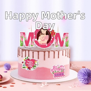 Detail von rosa Muttertags-Kuchendeko-Set mit MOM-Buchstaben und Blumen-Dekorationen