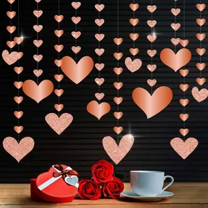 Guirlande de cœurs pailletés et miroirs pour décoration de mariage et Saint-Valentin