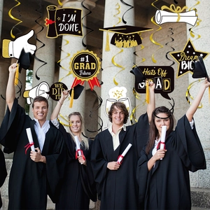Kit de décoration suspendue pour diplôme avec spirales dorées et noires et motifs