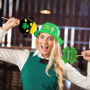 24Pcs St. Patrick's Day party props with green hat and handheld photo accessories