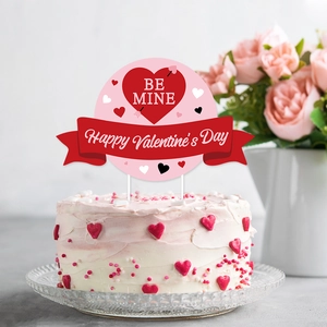 Décorations de cupcakes pour la Saint-Valentin avec texte Be Mine sur gâteau rose