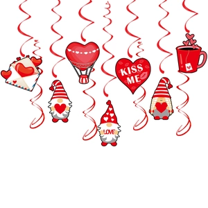 Decorazioni per San Valentino con spirali pendenti e motivi di gnomi e cuori rossi