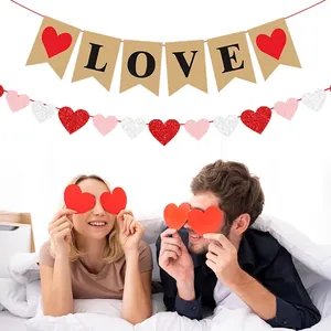 Valentinstag Kraftpapier LOVE Banner und rote Herz-Girlande Set für Party-Dekoration