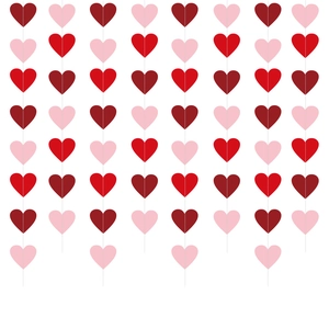 Hanging heart garland for Valentine's party with red and pink cardstock heart ornaments