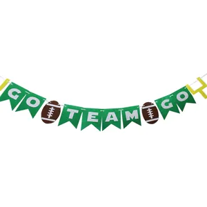 Bannière de fête football avec drapeaux en feutre GO TEAM GO et poteaux de but sport