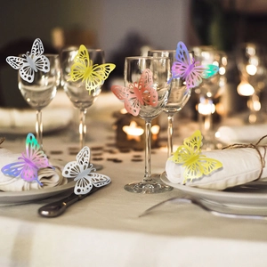 Stickers muraux papillon 3D évidés avec marquage à l'or pour mariage et fête