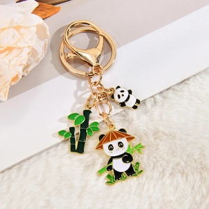Exquisite chinesische Panda-Schlüsselanhänger in Gold mit Bambusanhänger für Taschen