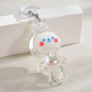 Pendentif lapin en acrylique irisé avec visage blanc et yeux bleus pour porte-clés