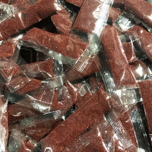 Sachets en vrac de poudre de cinabre granulée pour accessoires de bijoux et pendentifs