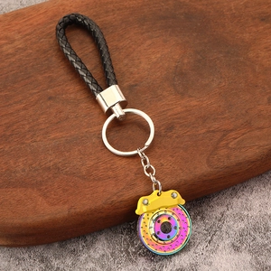 Porte-clés disque de frein avec rotor arc-en-ciel, étrier jaune et boucle en cuir noir