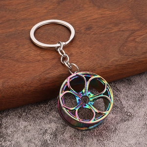 Rainbow plated car rim keychain with five-spoke alloy wheel design and link chain
