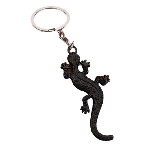 Porte-clés lézard gecko créatif en alliage noir avec texture de peau réaliste sur fond blanc