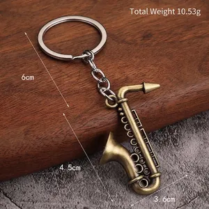 Porte-clés saxophone miniature en alliage de laiton vintage, longueur totale de 6 cm