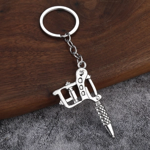 Mini Tattoo Machine Keychain Zinc Alloy Creative Retro Silver Mechanical Pendant For Backpack Car Keys Decoration