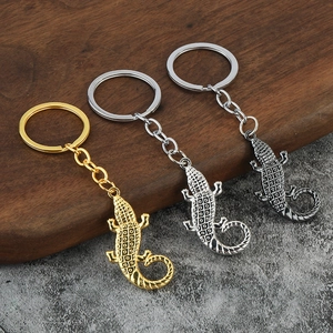 Crocodile Shape Keychain Zinc Alloy 3D Lifelike Animal Scale Texture Metal Key Ring Creative Novelty Hanging Accessory