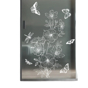 Statische Fensteraufkleber mit weißen Blumen und Schmetterlingen auf einer Glastür