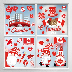 Stickers de fenêtre Fête du Canada avec feuilles d'érable et gnomes pour déco festive