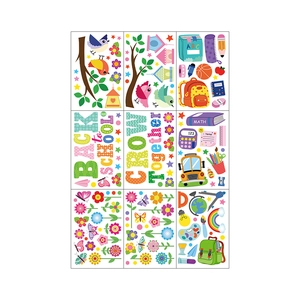 Set di 9 adesivi colorati per finestre per il rientro a scuola con scuolabus e accessori