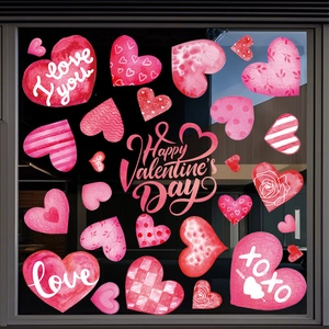 Details von Aquarell-Herzaufklebern für Valentinstag-Fensterdekorationen aus Glas