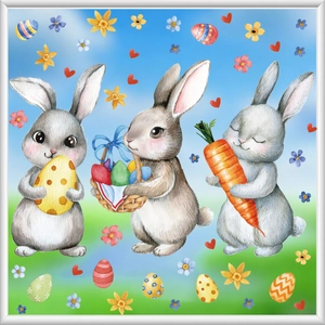 Dettaglio di coniglietti pasquali ad acquerello con uova colorate e adesivi floreali primaverili