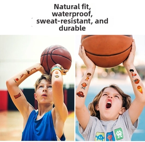 Détail de tatouages temporaires de basketball pour enfants résistants à l'eau sur peau