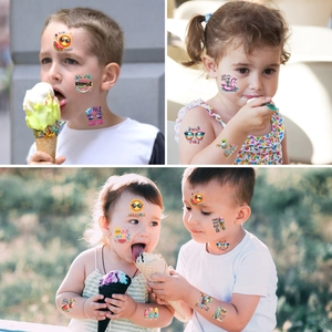 Tatouages temporaires d'été pour enfants avec motifs soleil, arc-en-ciel et glace