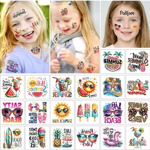 Tatouages temporaires colorés pour enfants avec des motifs de plage et fruits d'été