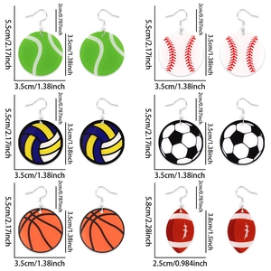 Dimensions détaillées des boucles d'oreilles de sport en acrylique foot et basket