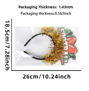 Detail eines Football Party Haarreifens in Verpackung mit 26cm x 18,5cm Größenangaben