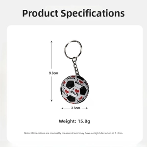 Mini-Fußball-Schlüsselanhänger mit I Love Malta-Aufdruck, 3,8 cm Ball und 9,8 cm Gesamtlänge