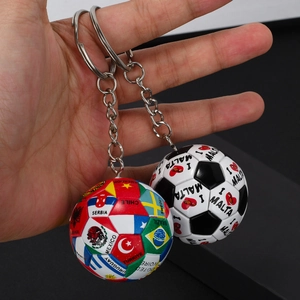 Mini-Fußball-Schlüsselanhänger Set mit Nationalflaggen und I Love Malta Souvenir-Druck