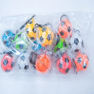 Set di mini portachiavi in peluche a forma di calcio e basket per regali sportivi vari
