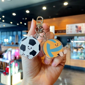 Porte-clés mignons en acrylique foot et volley avec visages animés et fermoirs argentés