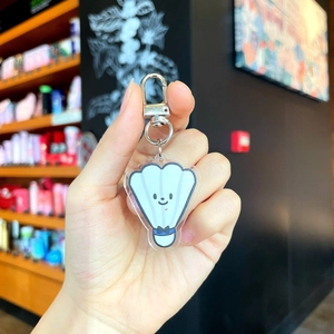 Porte-clés cœur en acrylique mignon avec visage souriant et fermoir métallique