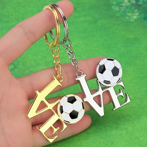 Creative Football Soccer Keychain Metal Zinc Alloy Love Design Sport Fans Souvenir Gift Pendant Ornament