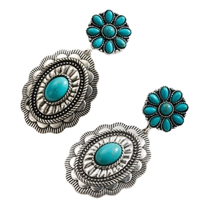 Boucles d'oreilles bohèmes vintage avec turquoise et métal argenté au style ethnique