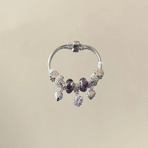 Bracciale a catena serpente argento con perle di vetro viola e cuori