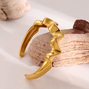 18K Gold Plated Stainless Steel Wavy Bangle Bracelet For Women Irregular Water Ripple Open Cuff Modern Fashion Jewelry Gift