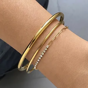 Bracciale E Polsino In Acciaio Inossidabile Con Zirconi Placcato Oro Gioielli Minimalisti Per Donne
