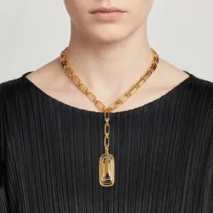 Edelstahl Halskette Geometrischer Rechteckiger Zweifarbiger Anhänger Gliederkette Wasserdicht Hypoallergen Schicker Schmuck Damen