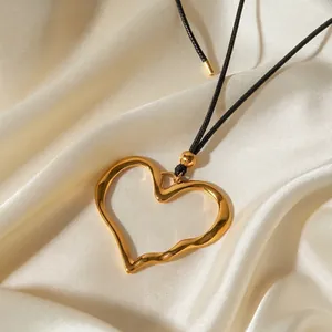 Vintage Titanium Steel Heart Pendant Necklace For Women Black Wax Rope Cord Minimalist Fashion Jewelry Accessories