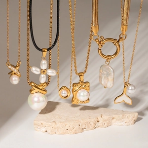 Stainless Steel Artificial Pearl Pendant Necklace For Women Gold Plated French Vintage Fashion Minimalist Clavicle Chain Jewelry