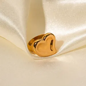 Stainless Steel Heart Ring For Women 18K Gold Plated Chunky Polished Fashion Statement Ring Elegant Jewelry Gift Accessory