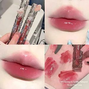 Detailed swatches and close-up of Gege bear pink moisturizing mirror lip glaze
