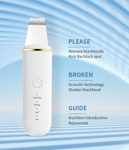 Detailansicht des Ultraschall-Skin-Scrubbers mit Reinigungs-, Lifting- und Ion-Modi