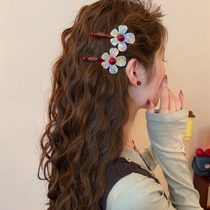 Iridescent Resin Flower Hair Clip For Women Red Duckbill Side Clip Elegant Floral Hairpin Fashionable Daily Hair Accessories